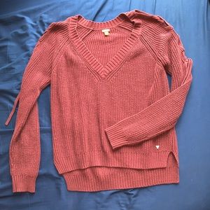 Knit Top/sweater by Guess